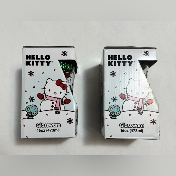 - Hello Kitty Christmas 16oz Glass Cup Set of 2 - Picture 3 of 4